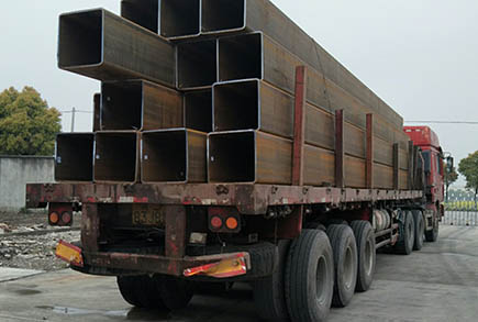 杨陵大口径无缝方管